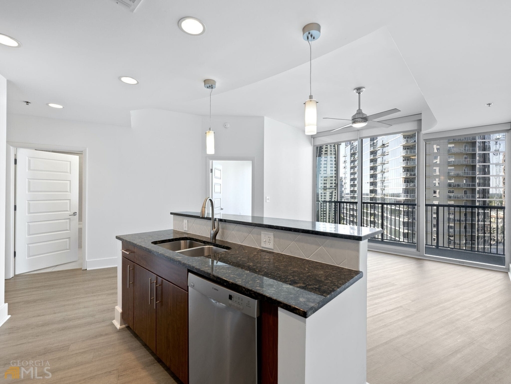 1080 Peachtree St  #1514 - Photo 30