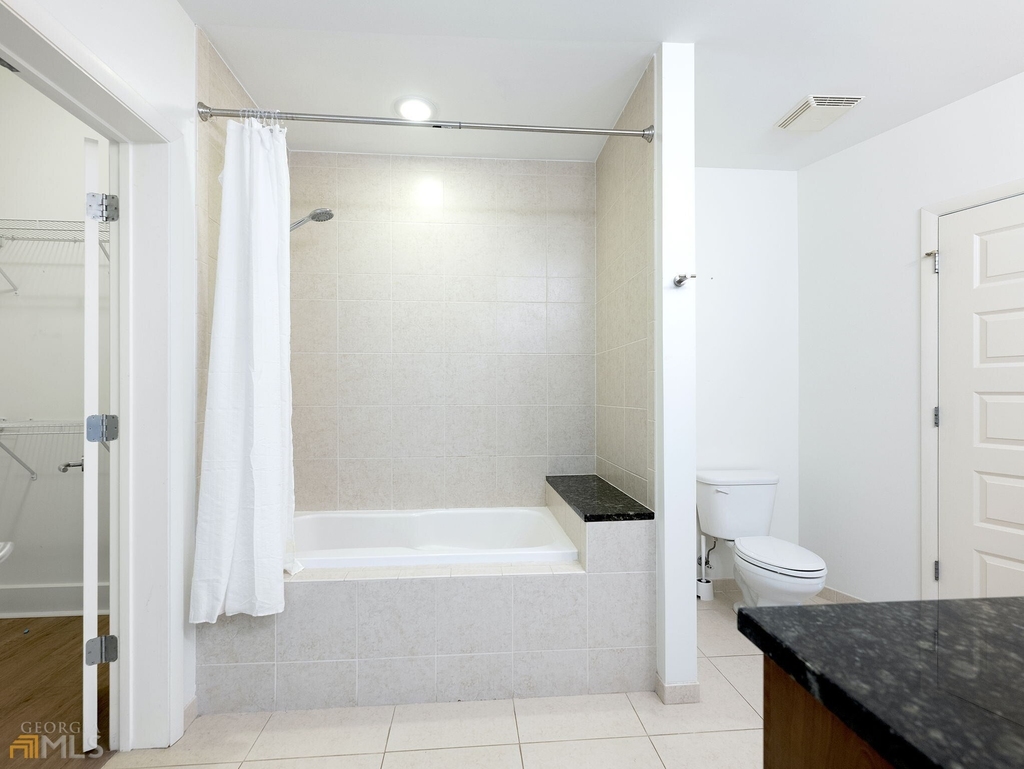 1080 Peachtree St  #1514 - Photo 46