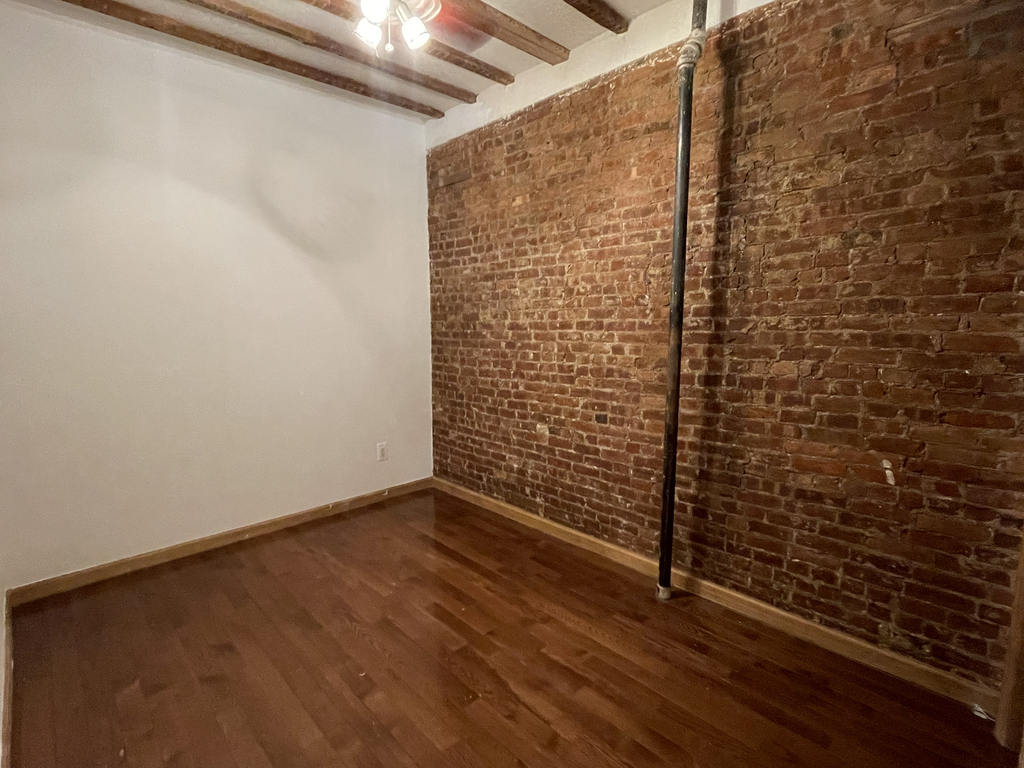 2308 1st Avenue - Photo 12