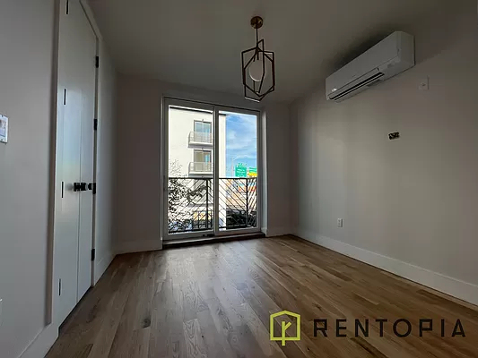 415 Manhattan Avenue - Photo 5