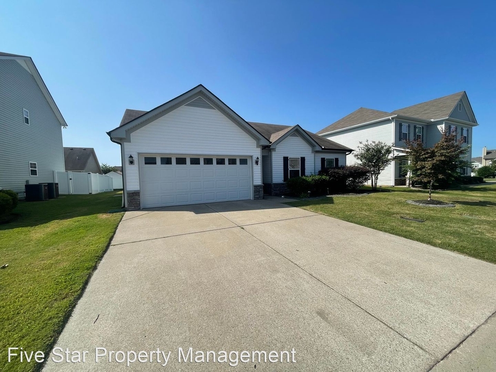 3439 Tourmaline Dr - Photo 2