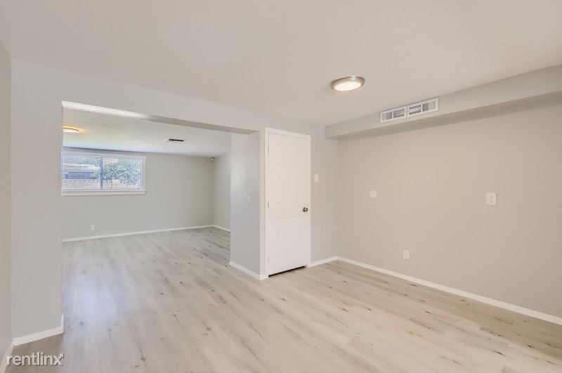 3072 W Country Gables Drive Unit - Photo 3