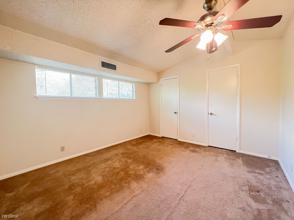 8207 Hood Cir B - Photo 20