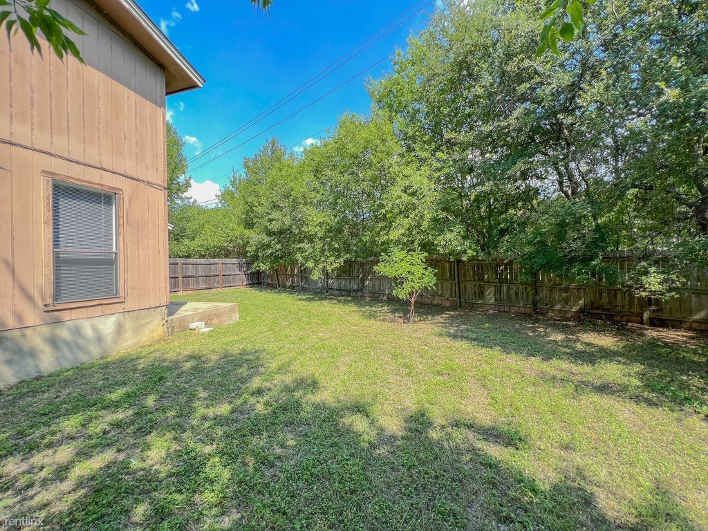 8207 Hood Cir B - Photo 24