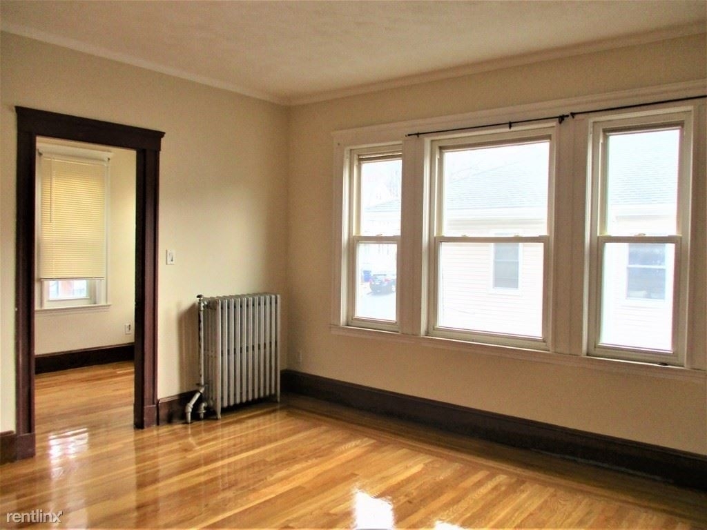 3 Cufflin St Apt 3 - Photo 6