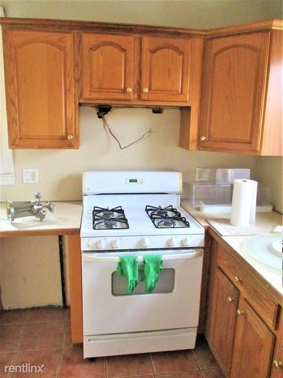 3 Cufflin St Apt 3 - Photo 1