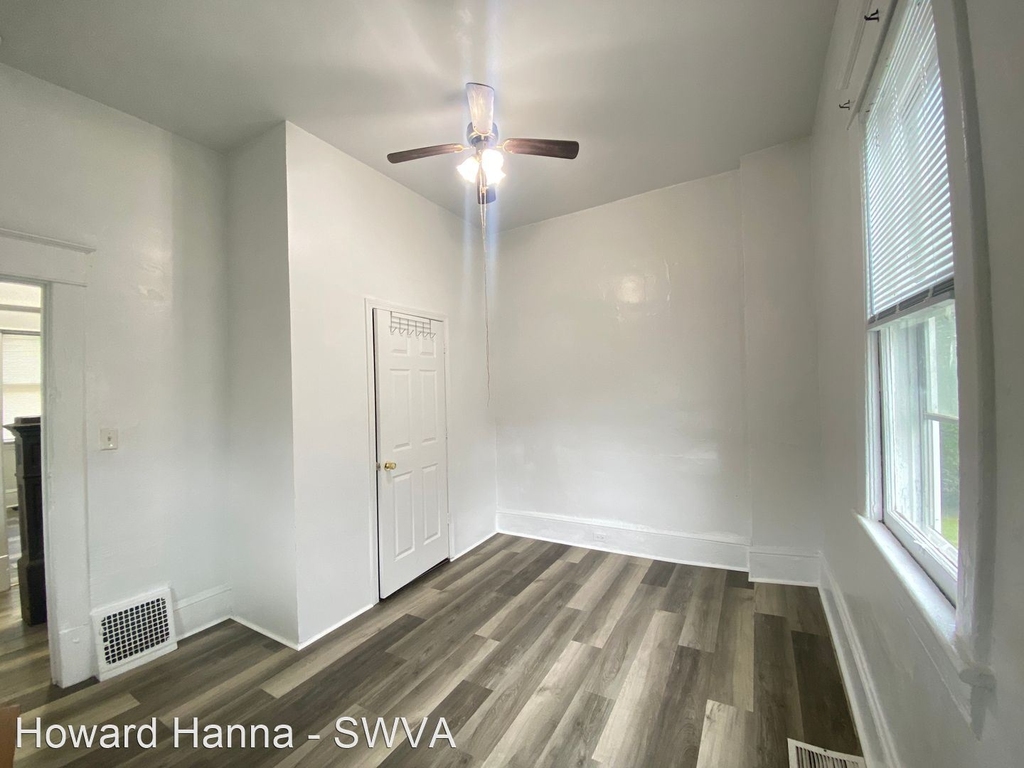 2023 Moorman Avenue Nw - Photo 1