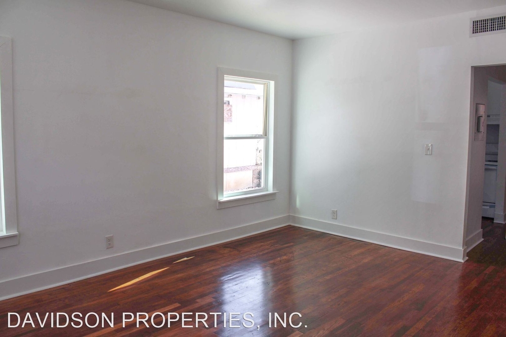 410 Fulton Ave - Photo 7