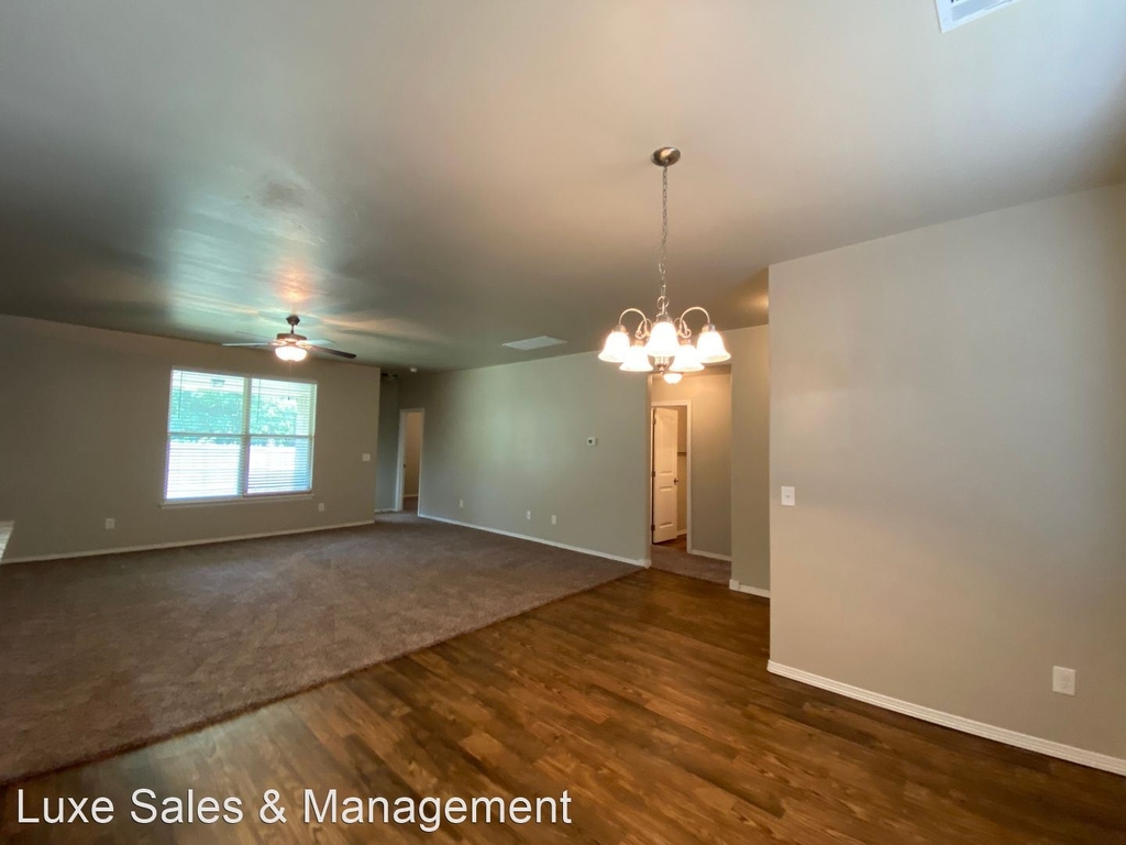 12113 Stockdale Place - Photo 6