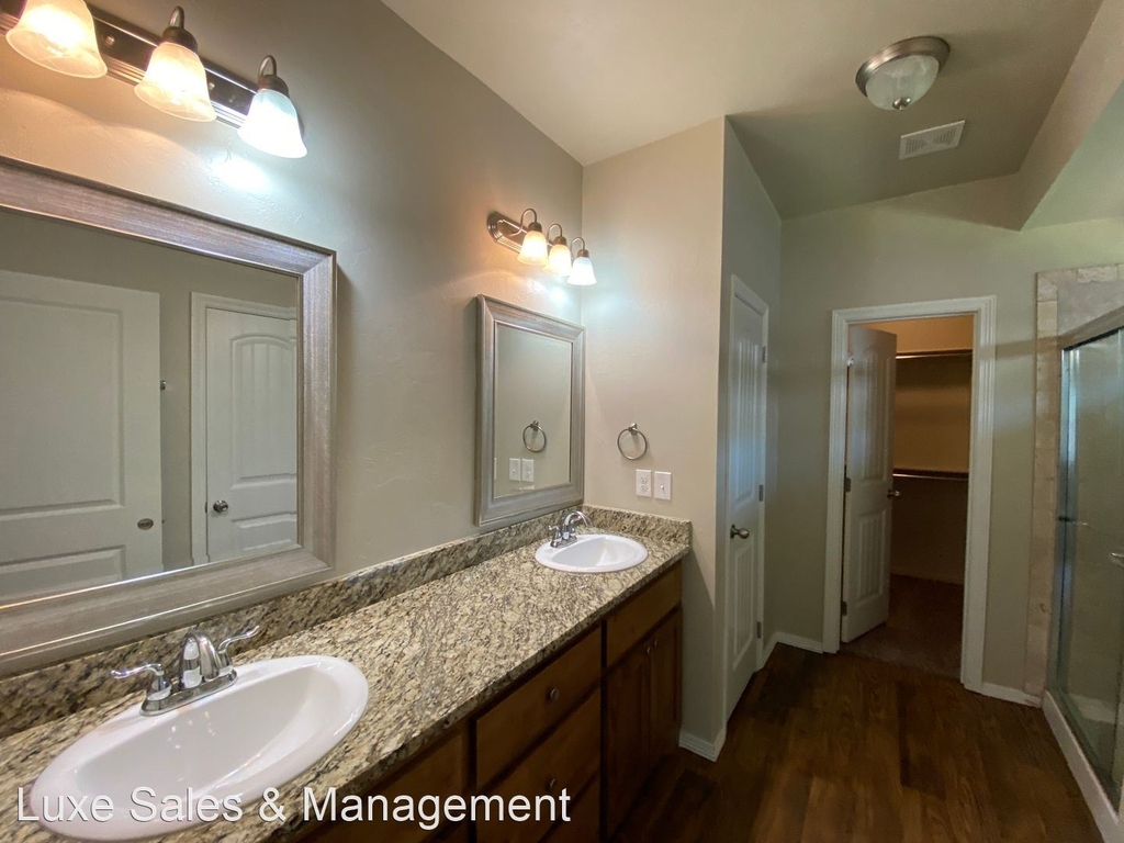 12113 Stockdale Place - Photo 12