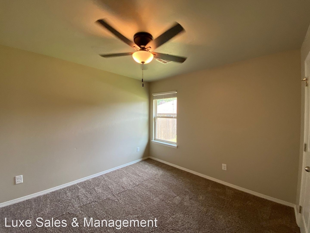 12113 Stockdale Place - Photo 21