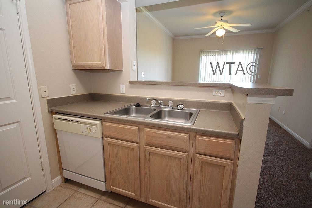 12118 Walnut Park Crossing - Photo 4