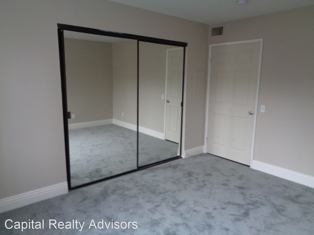 820 Redondo Ave. - Photo 12