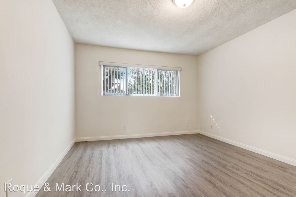 824 Maple Street - Photo 9