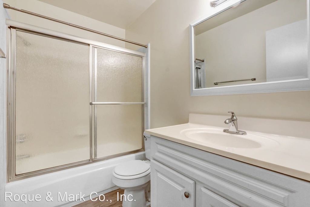 824 Maple Street - Photo 11