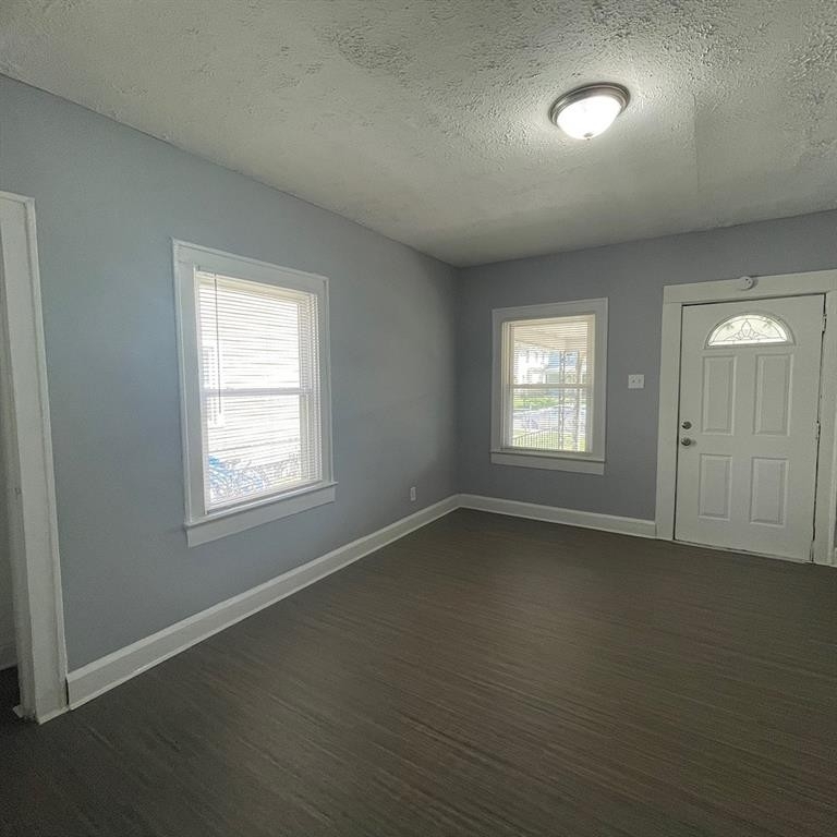 3256 N Winthrop Avenue - Photo 3