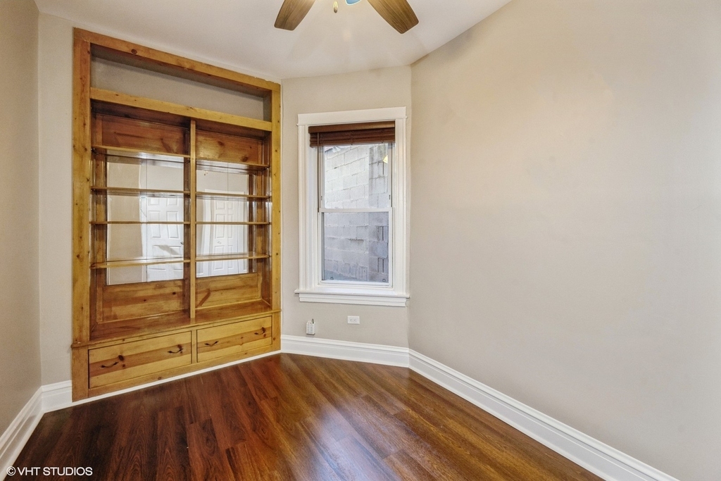 3206 W Diversey Avenue - Photo 7