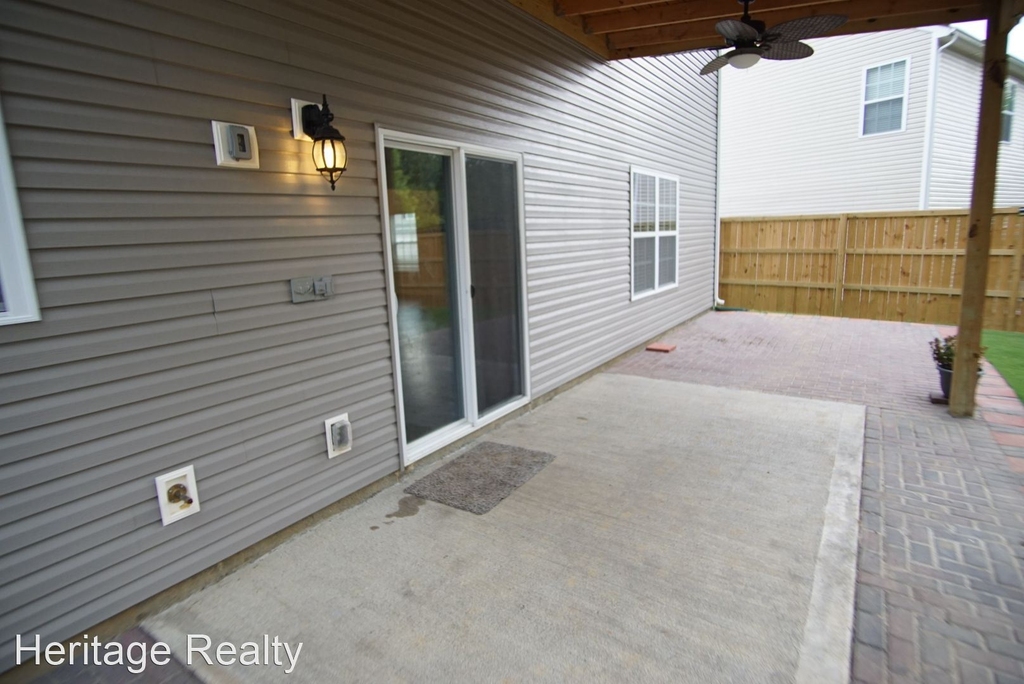 1537 Sergeant Lane - Photo 23