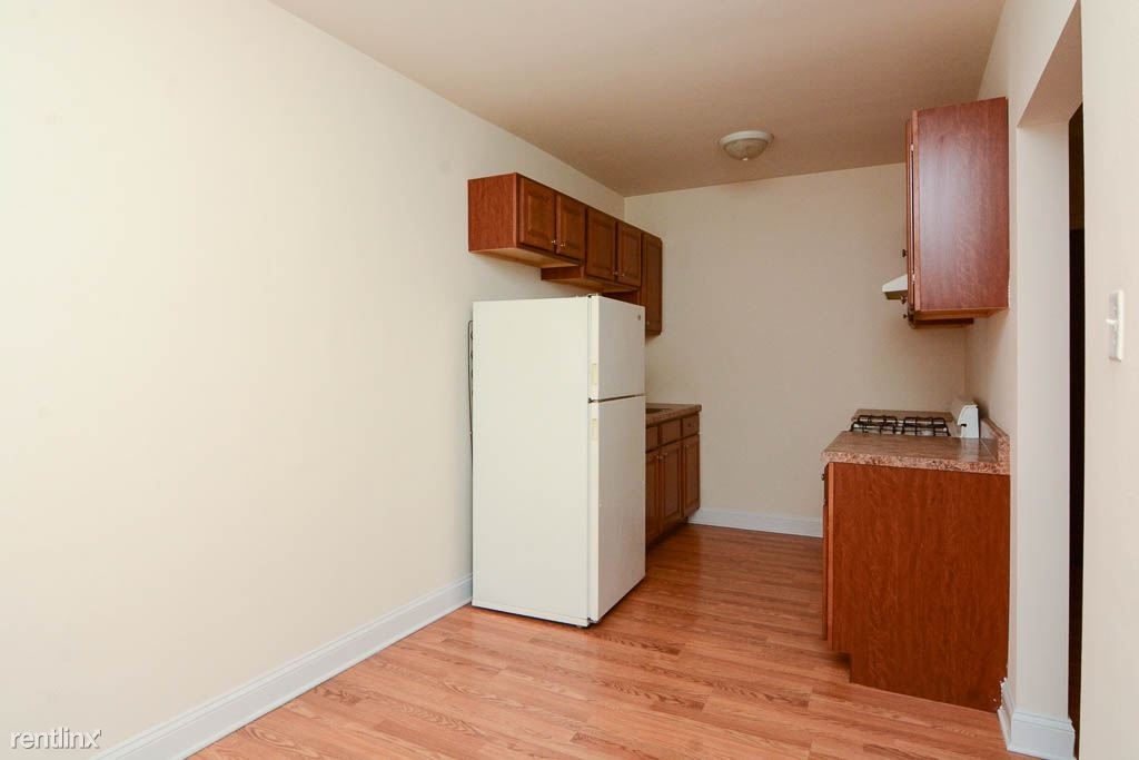 2600 N. Kimball, Unit 204 - Photo 6