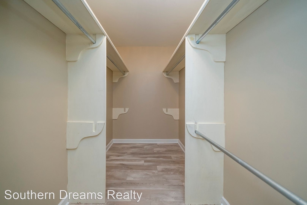 105 Brook Trot Ct - Photo 21