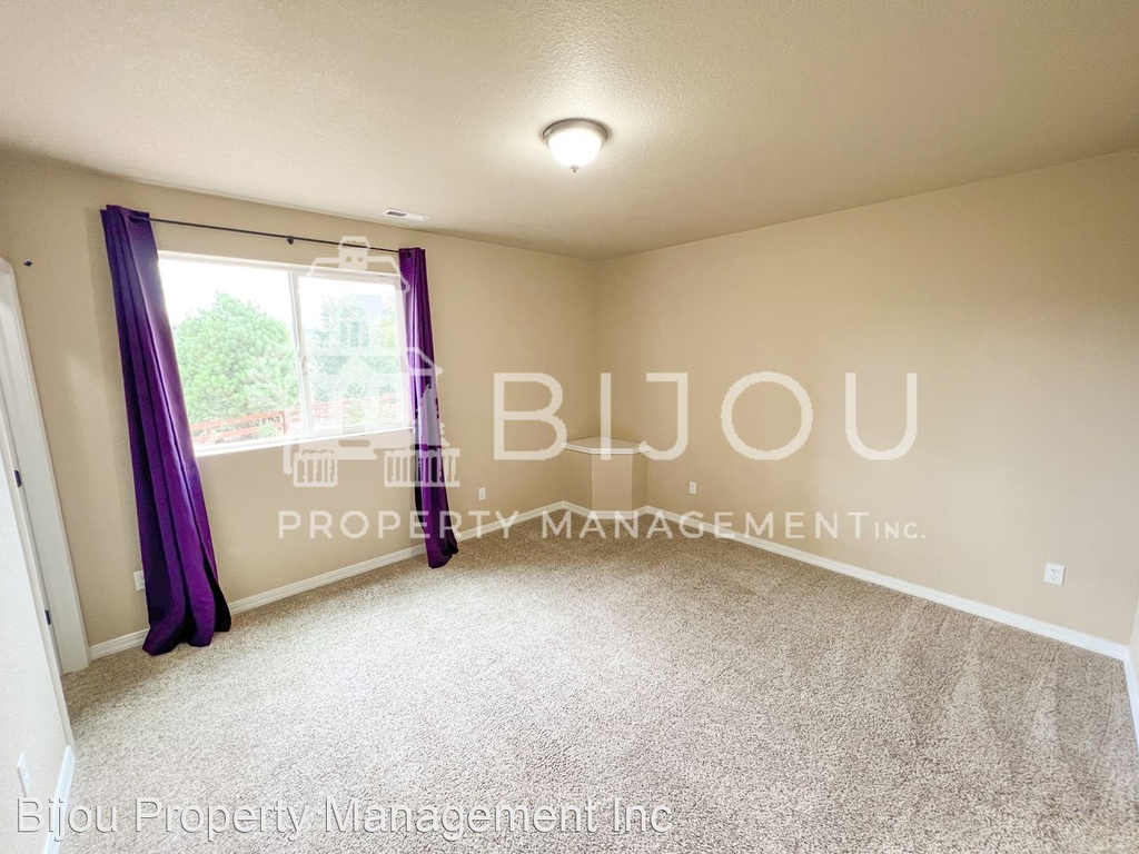 16028 Denver Pacific Dr - Photo 15