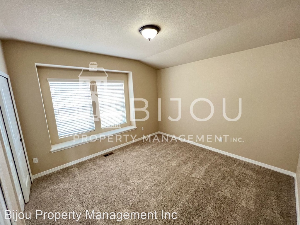 16028 Denver Pacific Dr - Photo 36