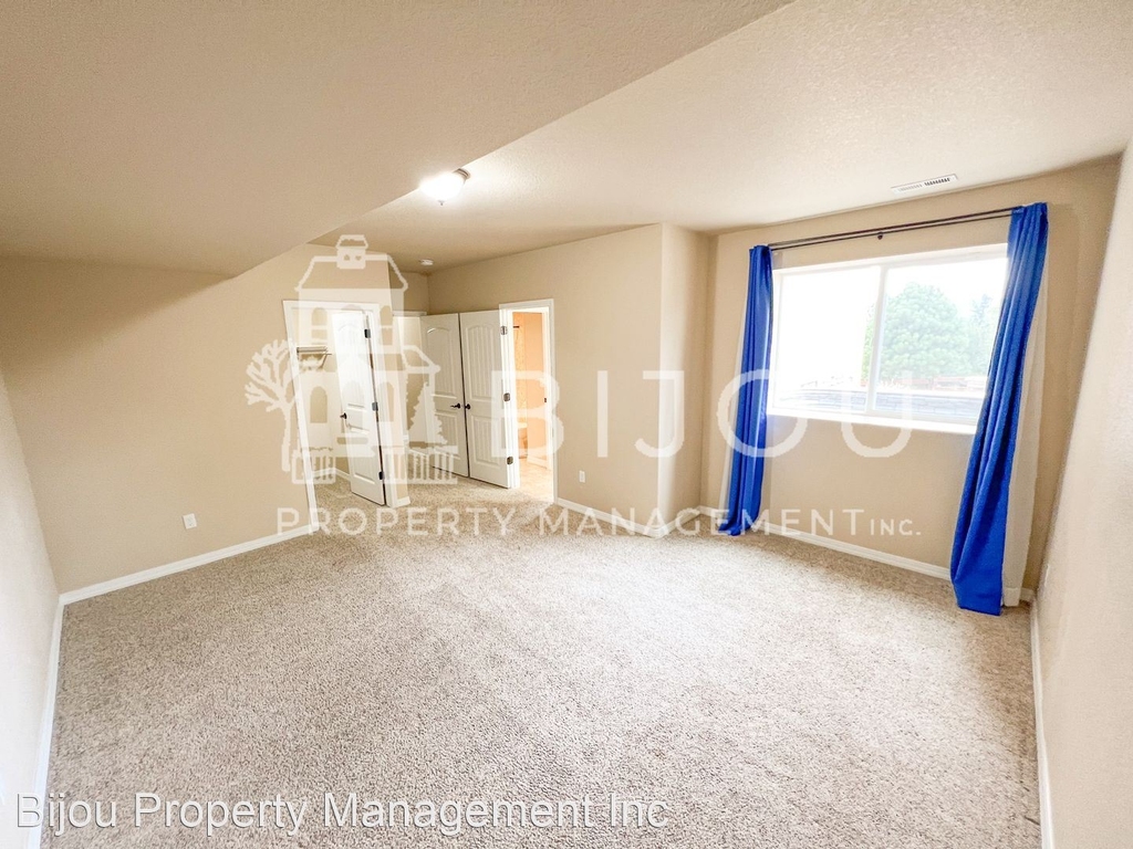 16028 Denver Pacific Dr - Photo 43