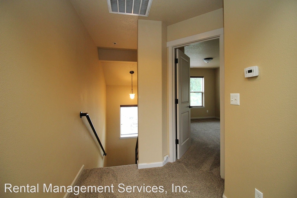 2955 Sw 187th Ave - Photo 16