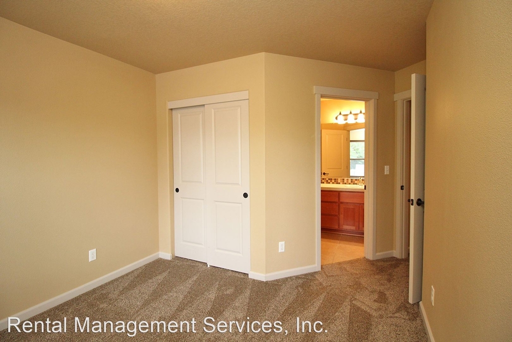 2955 Sw 187th Ave - Photo 22