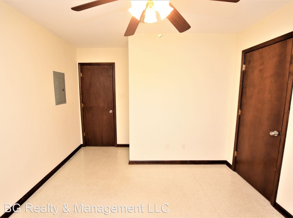 3318 Carver Rd - Photo 4