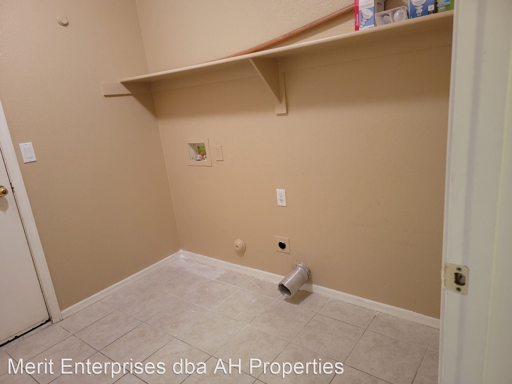 7405 W Eugie Ave - Photo 9