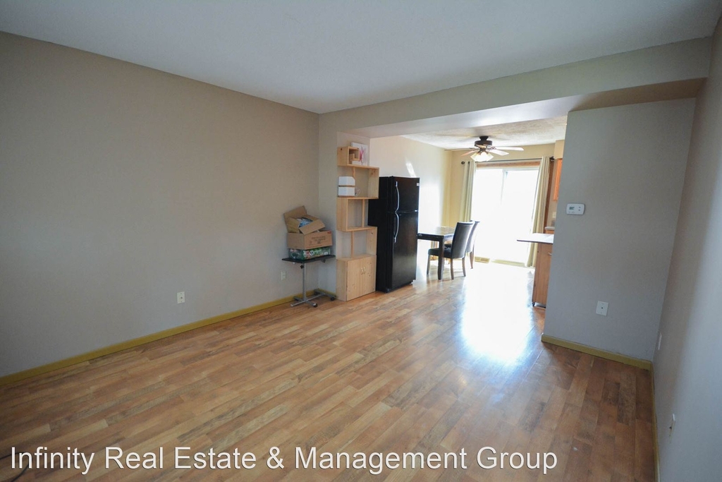 2826 24th St Nw - Photo 1