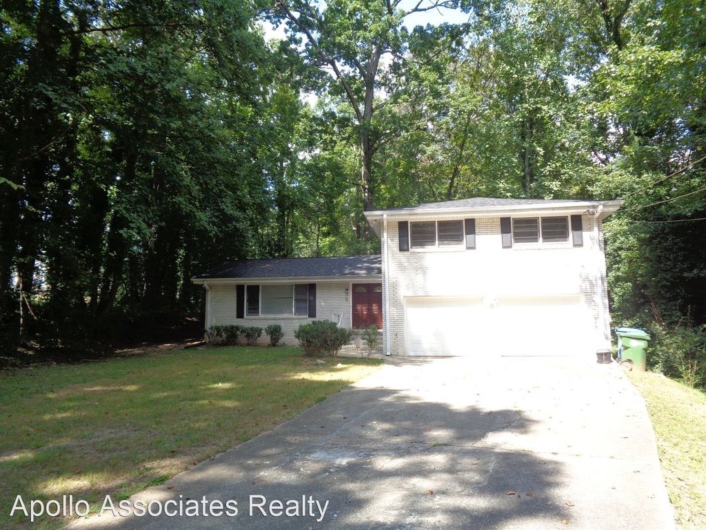 2421 Poole Rd. - Photo 0