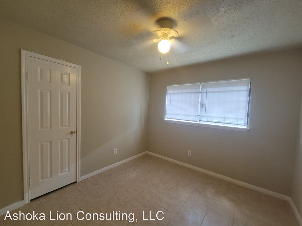 8714 Valley Song Dr - Photo 5