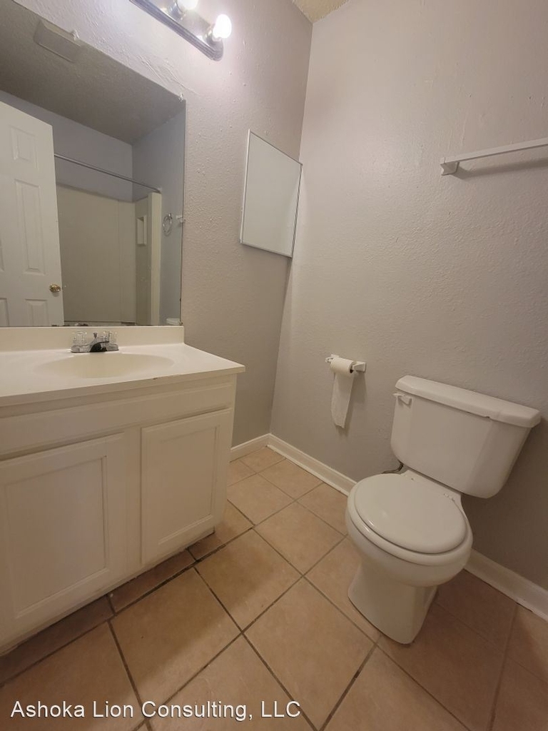 8714 Valley Song Dr - Photo 10