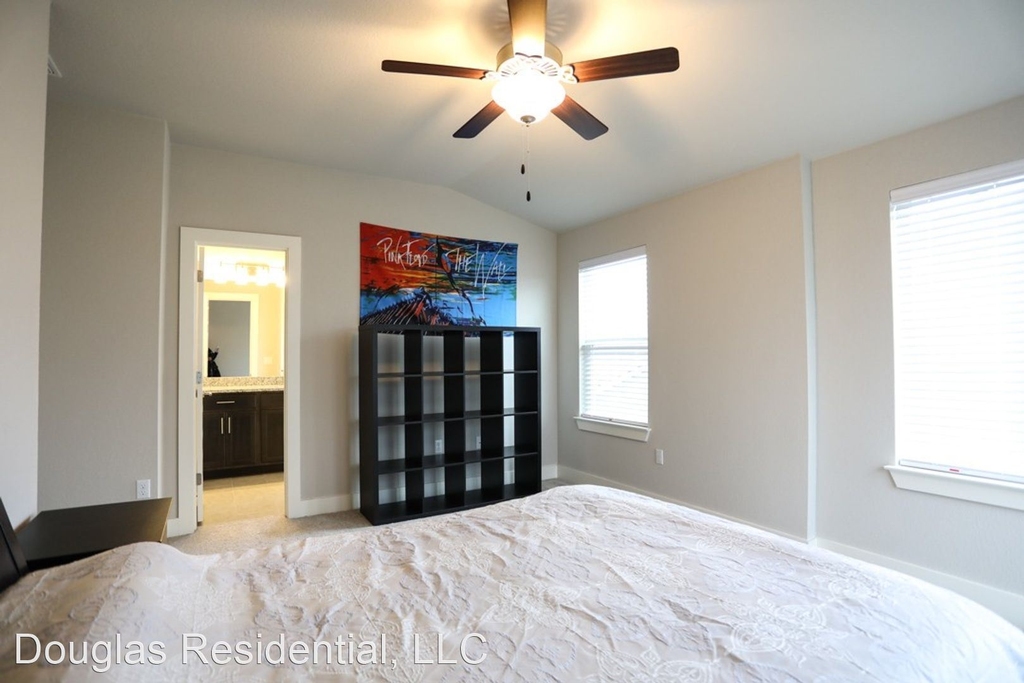 2015 Dinsdale Ln #300c - Photo 21