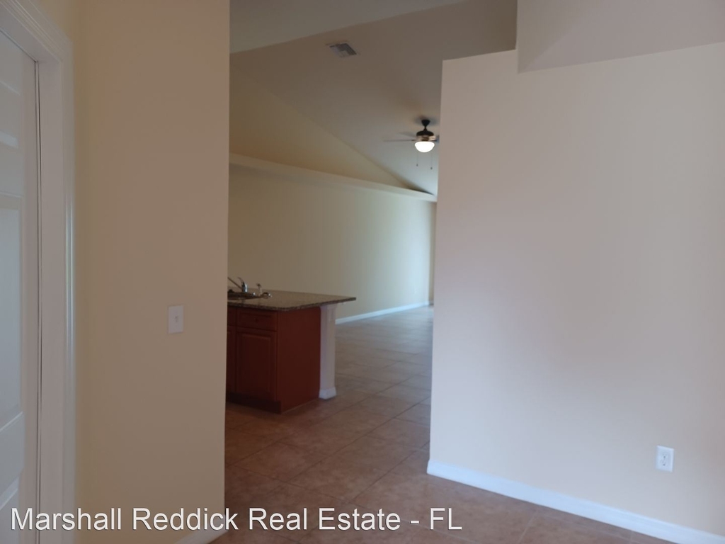 1113-1115 Sw 8th Place - Photo 3