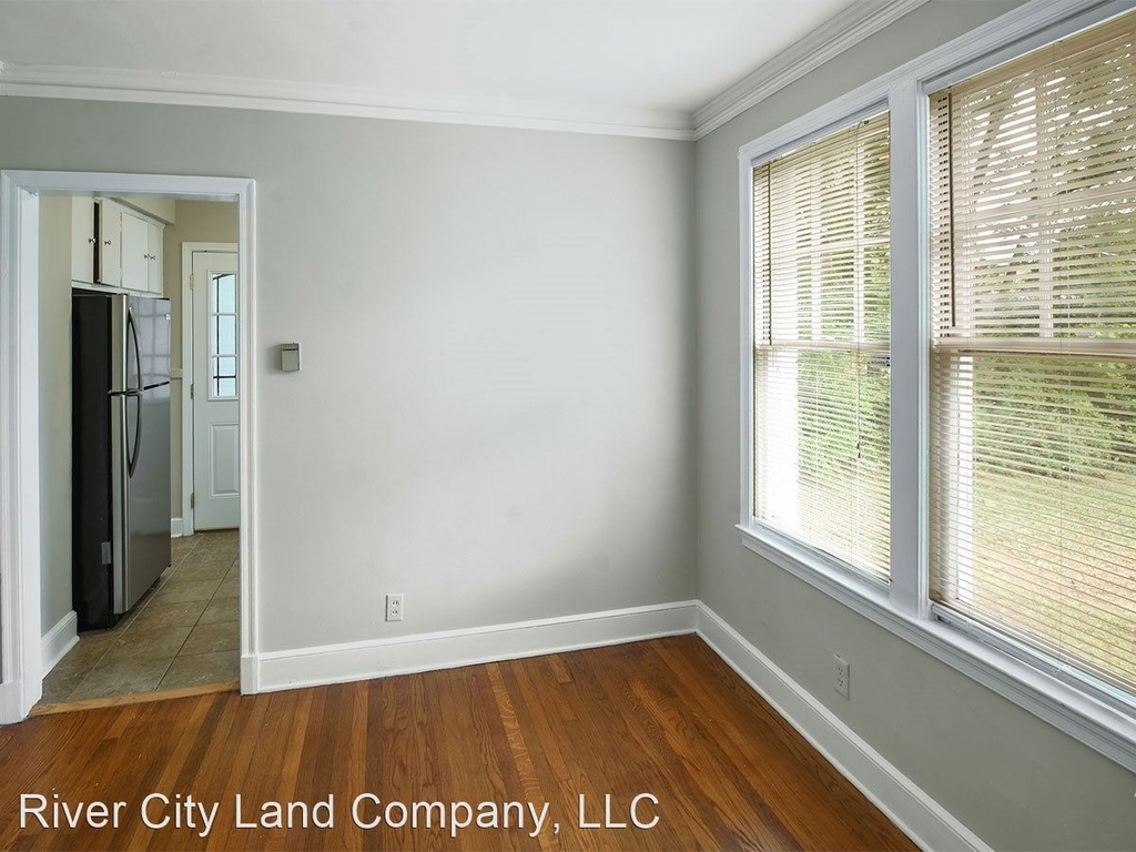 438 N Highland - Photo 5