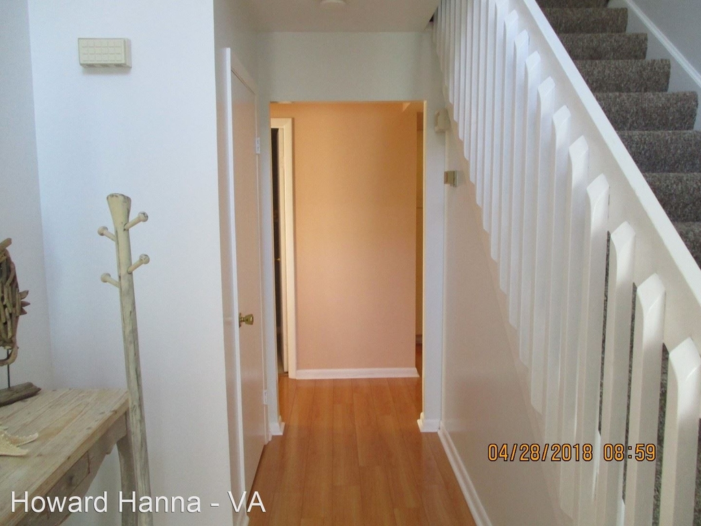 6907 Atlantic Avenue - Photo 2