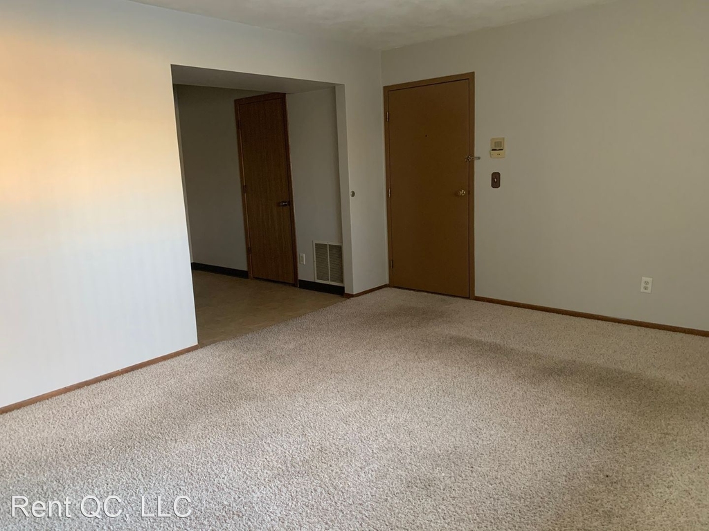 5202 25th Ave Ct - Photo 2