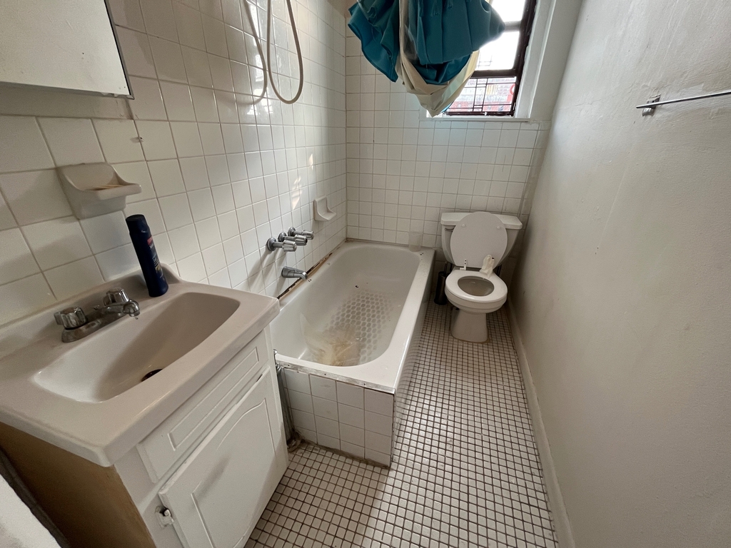 608 West 139th Street - Photo 5