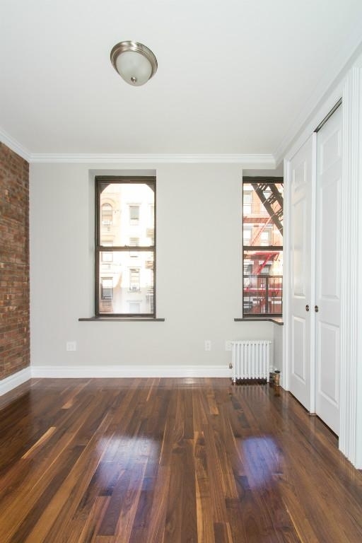 East 25th Street, Unit 2b - Photo 1