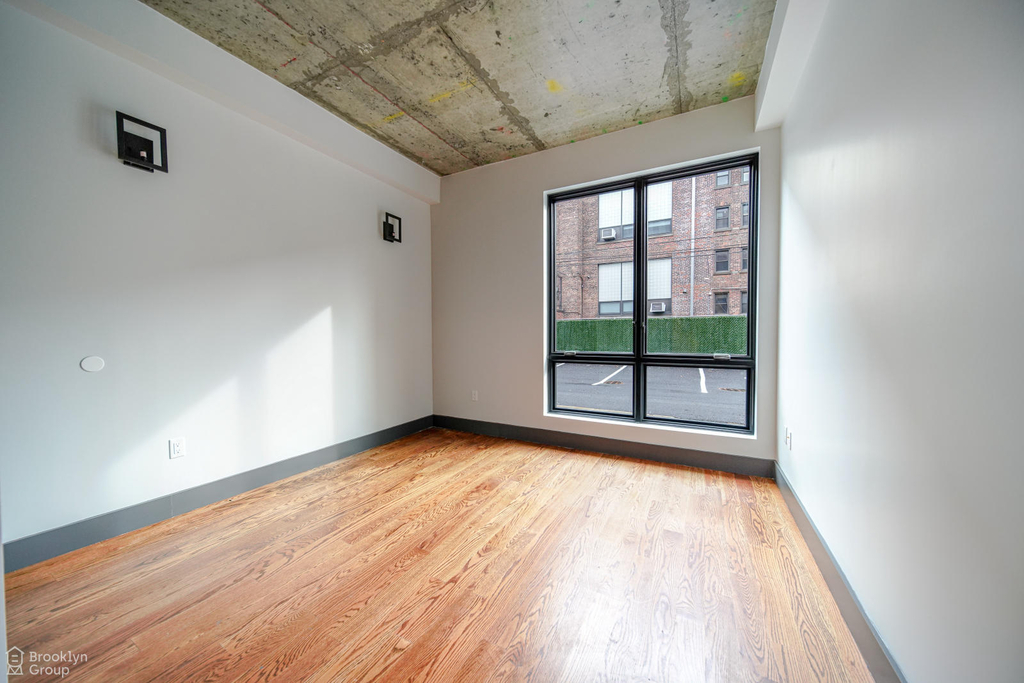 148 Bleecker Street - Photo 5