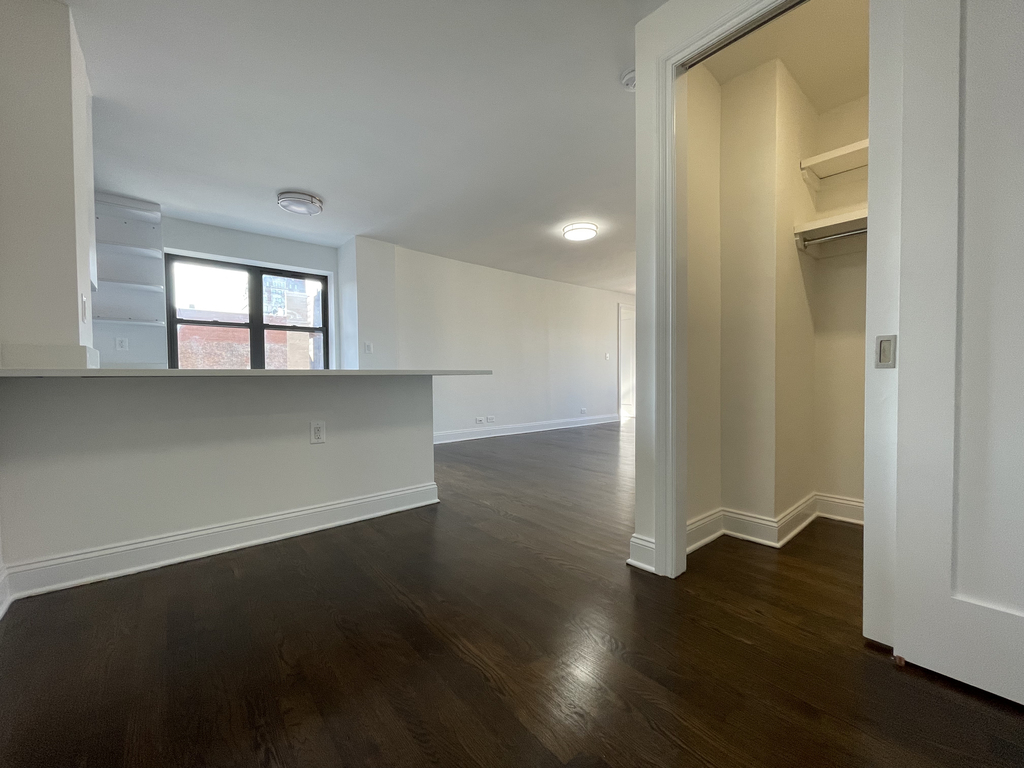 145 East 16th Street - Photo 0