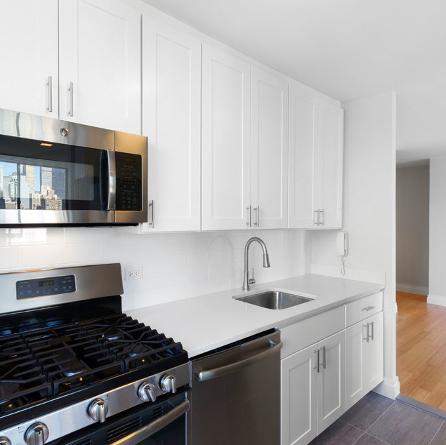 151 East 31st Street - Photo 4