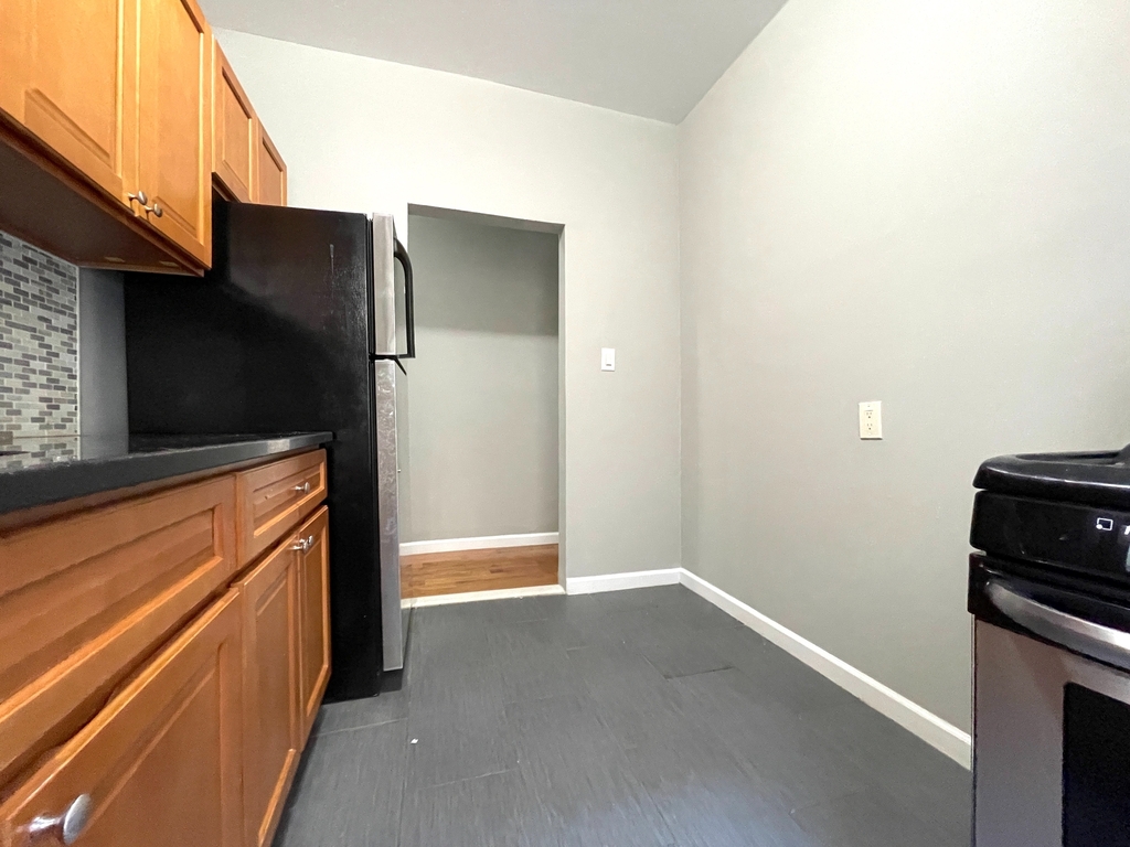 498 West 159th Street - Photo 2