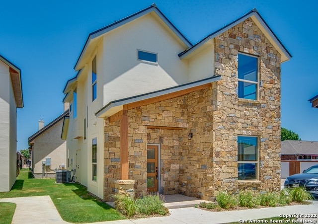 1702 Gruene Vineyard Crossing - Photo 1