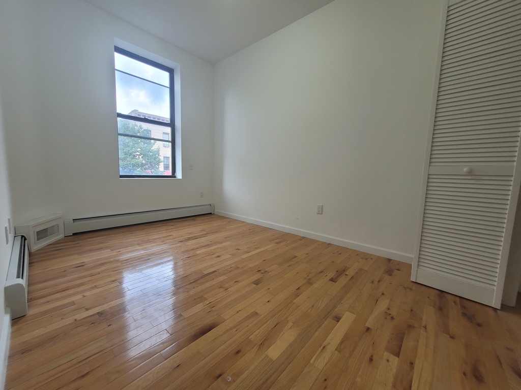 1285 Nostrand Avenue - Photo 3