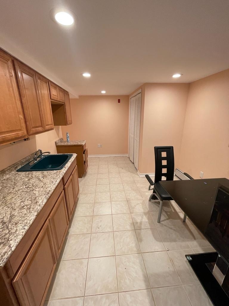 Alderton St, Rego Park, NY 11374 - Photo 7