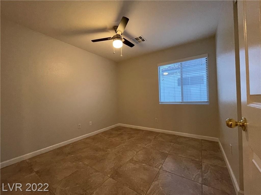 1860 Stablegate Avenue - Photo 25